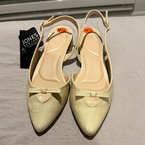 Jones New York Women's Beige Slingback Heels